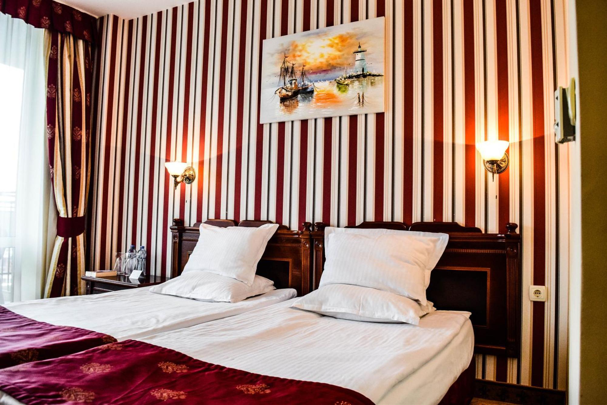 Hotel Karolina 4*